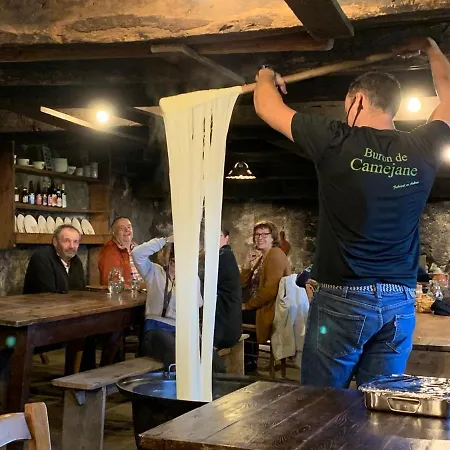 Ferienhaus Fontanies En Aubrac