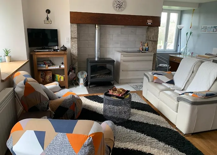 Fontanies En Aubrac * لاغيول