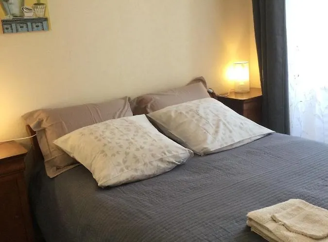 Fontanies En Aubrac بيت للعطل لاغيول